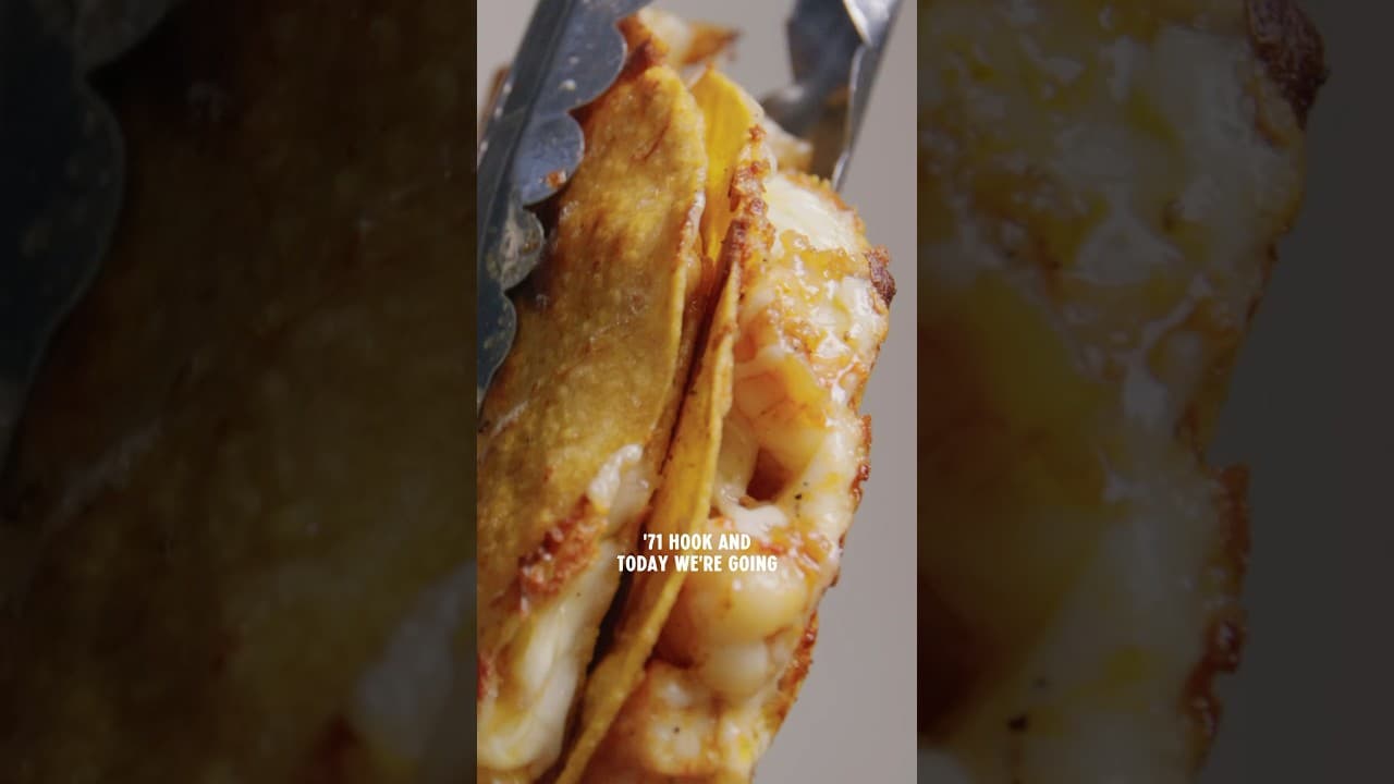 Queso shrimp tacos with sauce